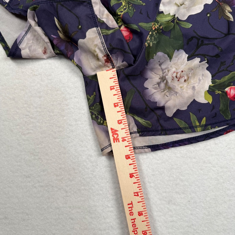 Oiselle Running Shorts‎ Womens 10 Navy Blue Floral Peony Print Athletic Running - Picture 4 of 7